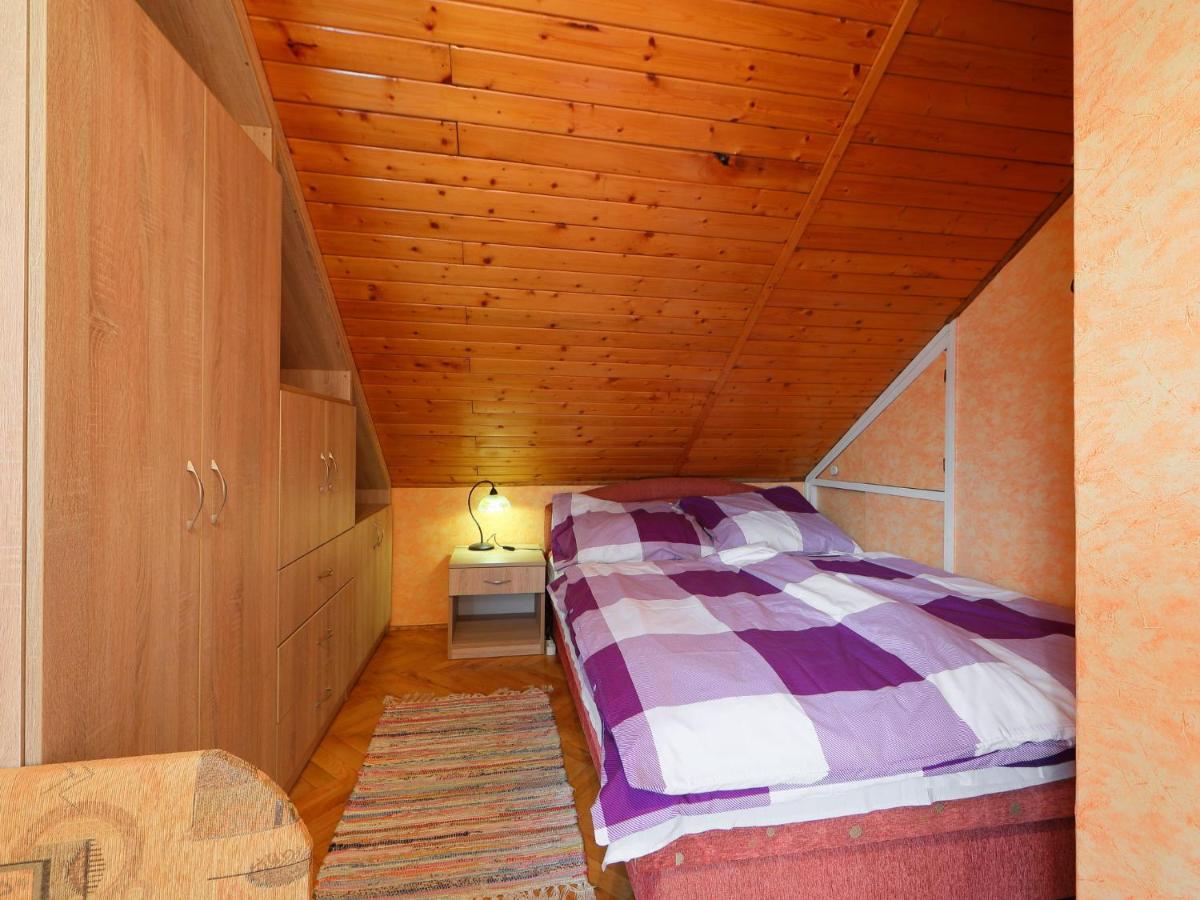 Holiday Home Hibiscus Balatonkeresztúr Exterior foto
