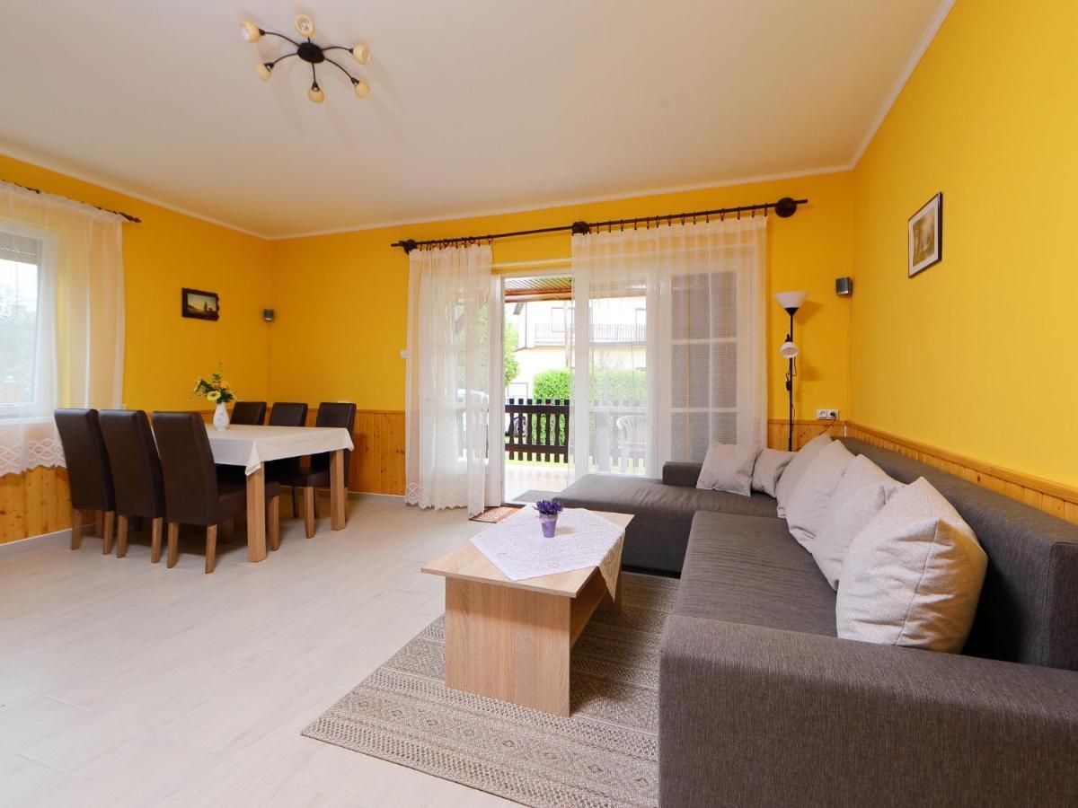 Holiday Home Hibiscus Balatonkeresztúr Exterior foto